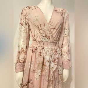 Kate & lily dress size 6 hi-low sliming waist long sleeve v-neck